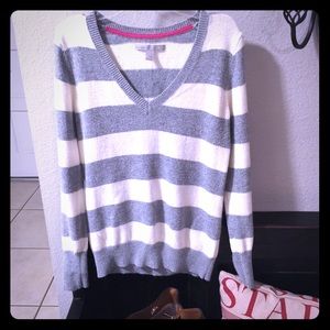 Grey & white V-neck sweater