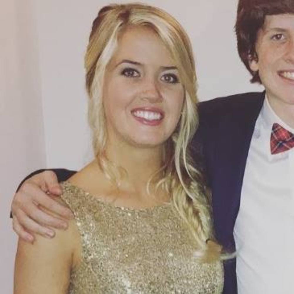 Meet your Posher, Hillary