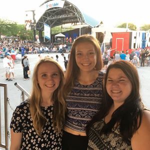 Meet your Posher, Alicia