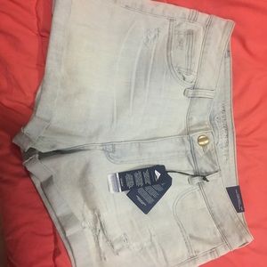 American Eagle Size: 14 Hi-Rise Shorties
