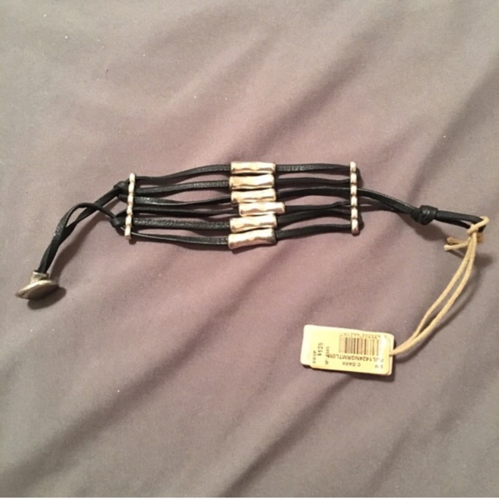 Uno de 50 Black leather Bracelet