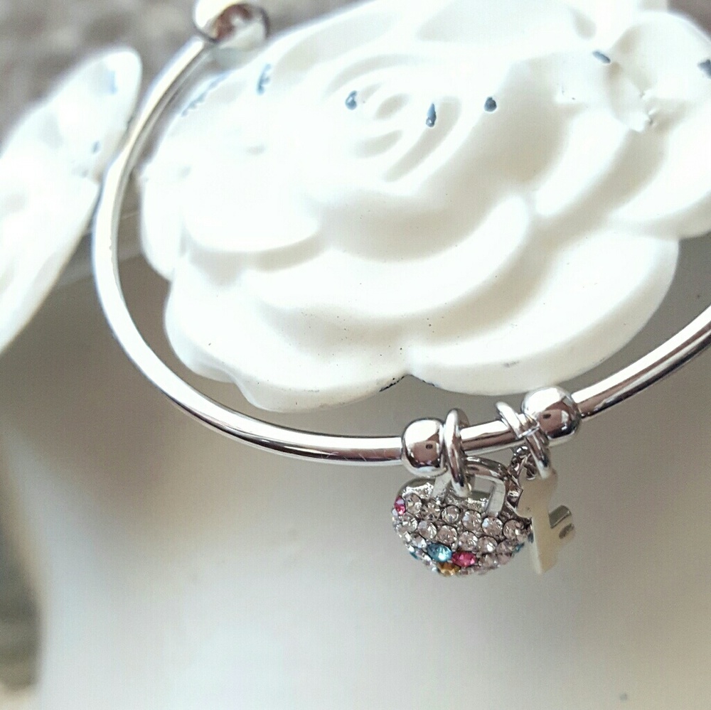 Cuff Bracelet w/Swaroski Crystals - Picture 1 of 5