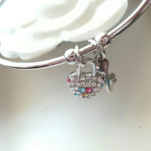 Cuff Bracelet w/Swaroski Crystals - Picture 2 of 5