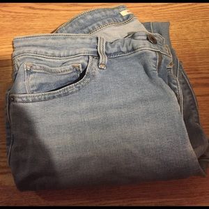 NWOT Levi's 811 Curvy Skinny Jeans 33/30