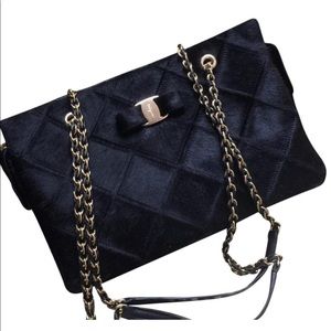 ❤️SOLD ❤️Salvatore Ferragamo Ginettebag