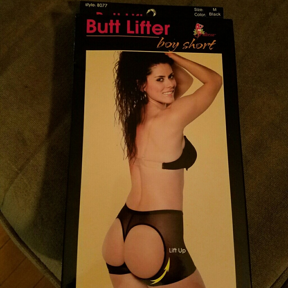 NIB BUTTON LIFTER BOY SHORT SZ M-BLACK