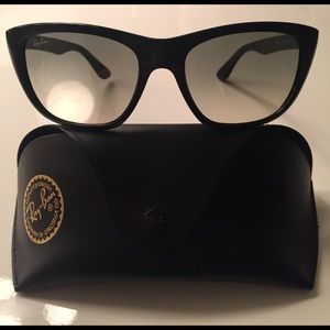 Ray•Ban Sunglasses