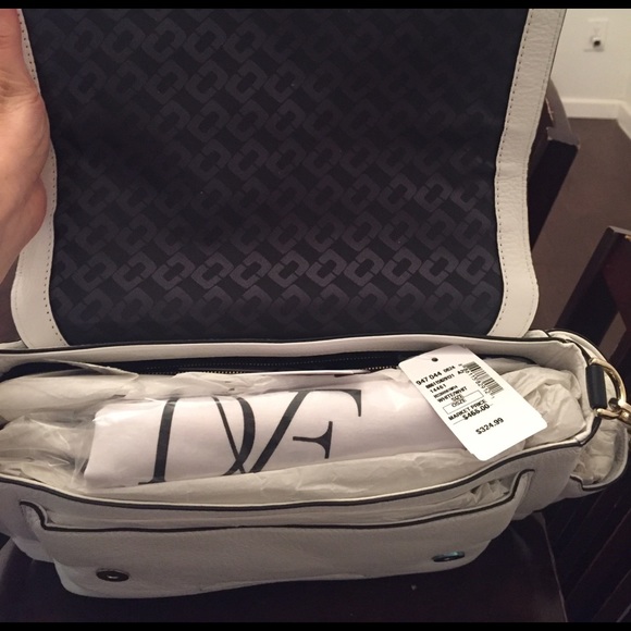 DVF bag - Picture 2 of 2