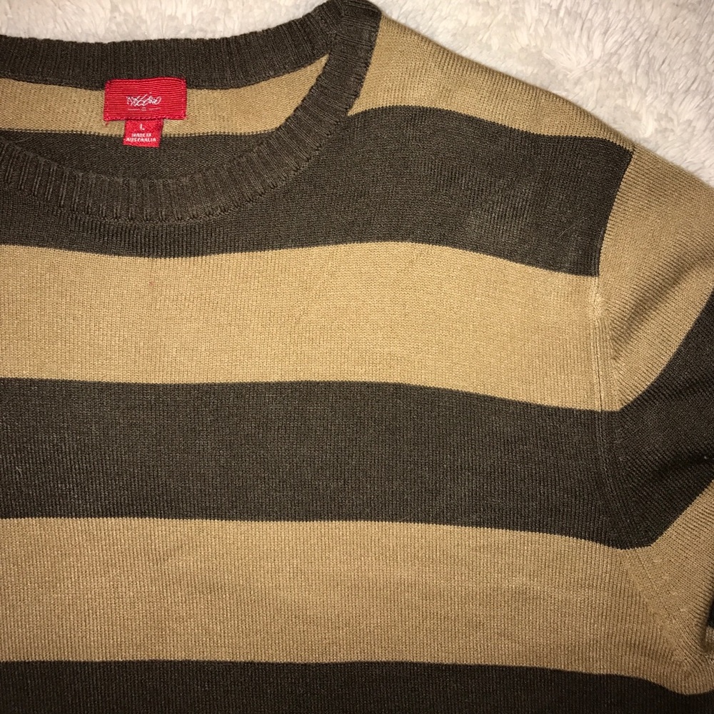 Men's mossimo sweater large