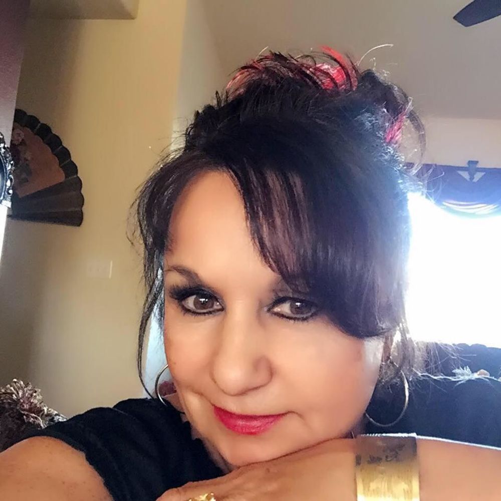 Meet your Posher, Linda