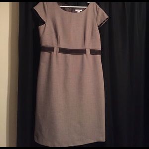 Office wear! Cap sleeve dress