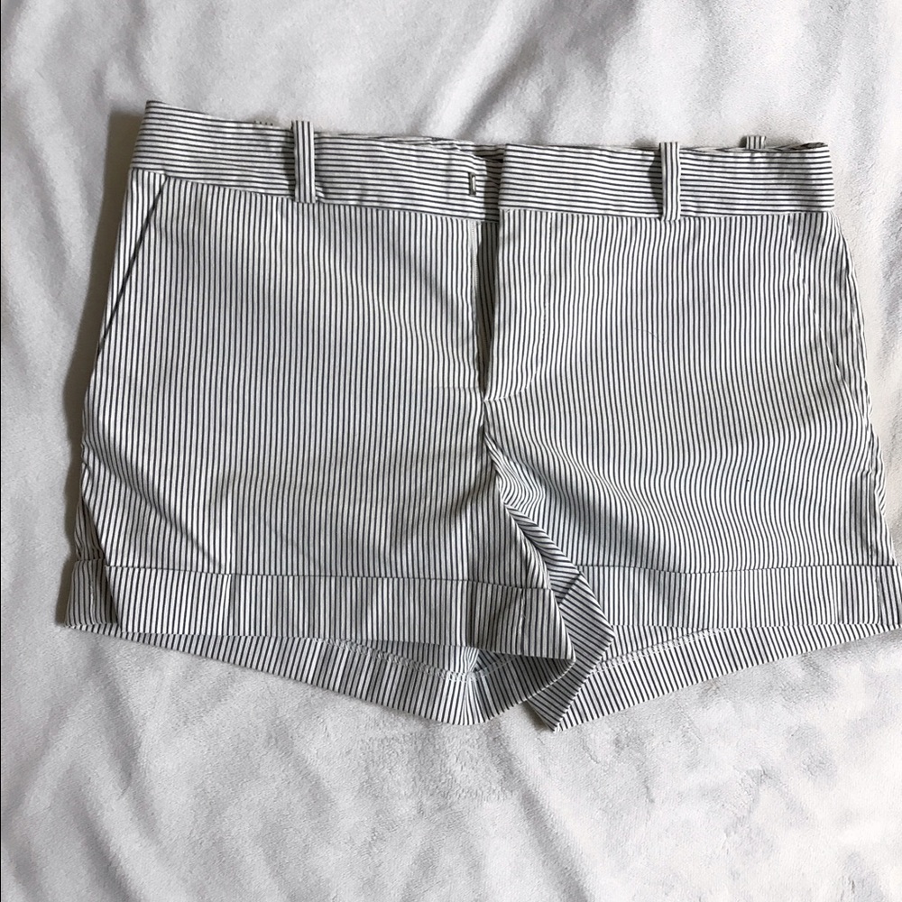 ✨ Buy 2, Get 1 Free✨NWT! Blue/White Striped Shorts
