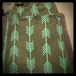 Lularoe tall and curvy