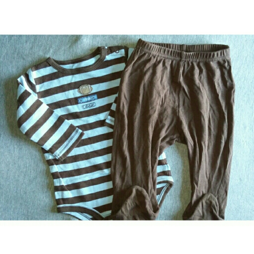 9mos stripe lounge around set