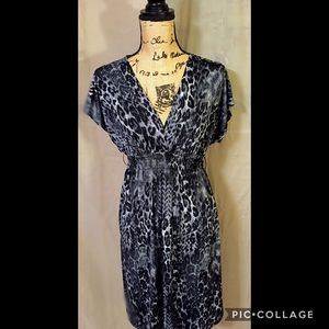 Dress  extra pics show the open back!!