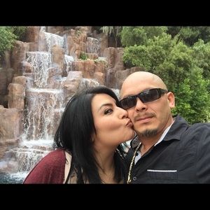 Meet your Posher, Cesar