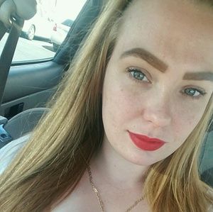 Meet your Posher, Misty