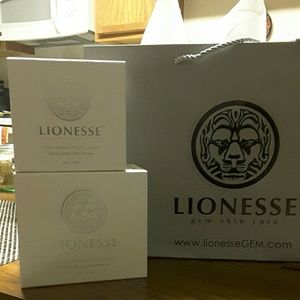 Lioness empty boxes and a bag