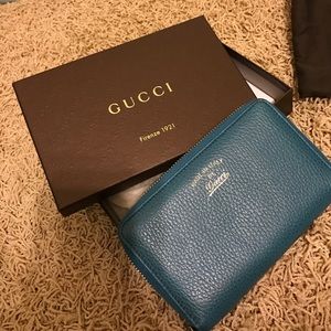 Gucci Swing Blue Pebbled Wallet