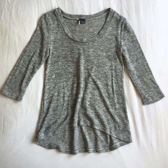 Knitted Top with 3/4 Sleeves & Hi-low Hem - Picture 1 of 2