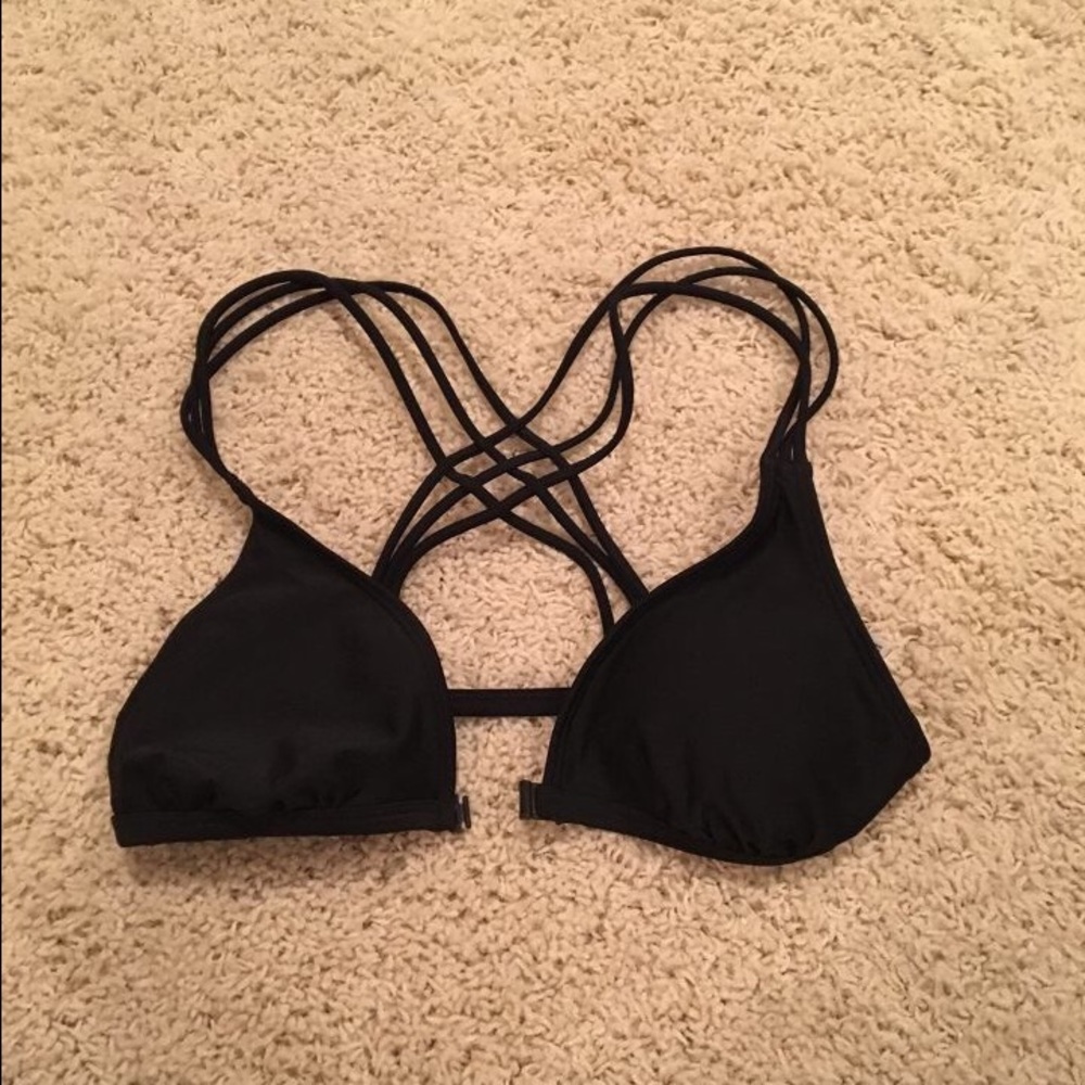 L space look alike bikini top!!