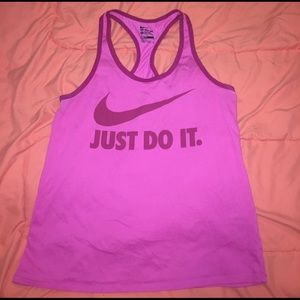 Nike tank Size: M