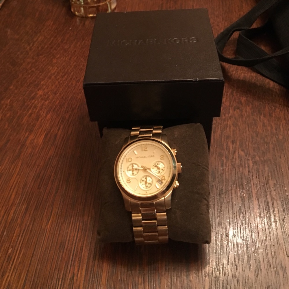 Michael kors gold watch with box