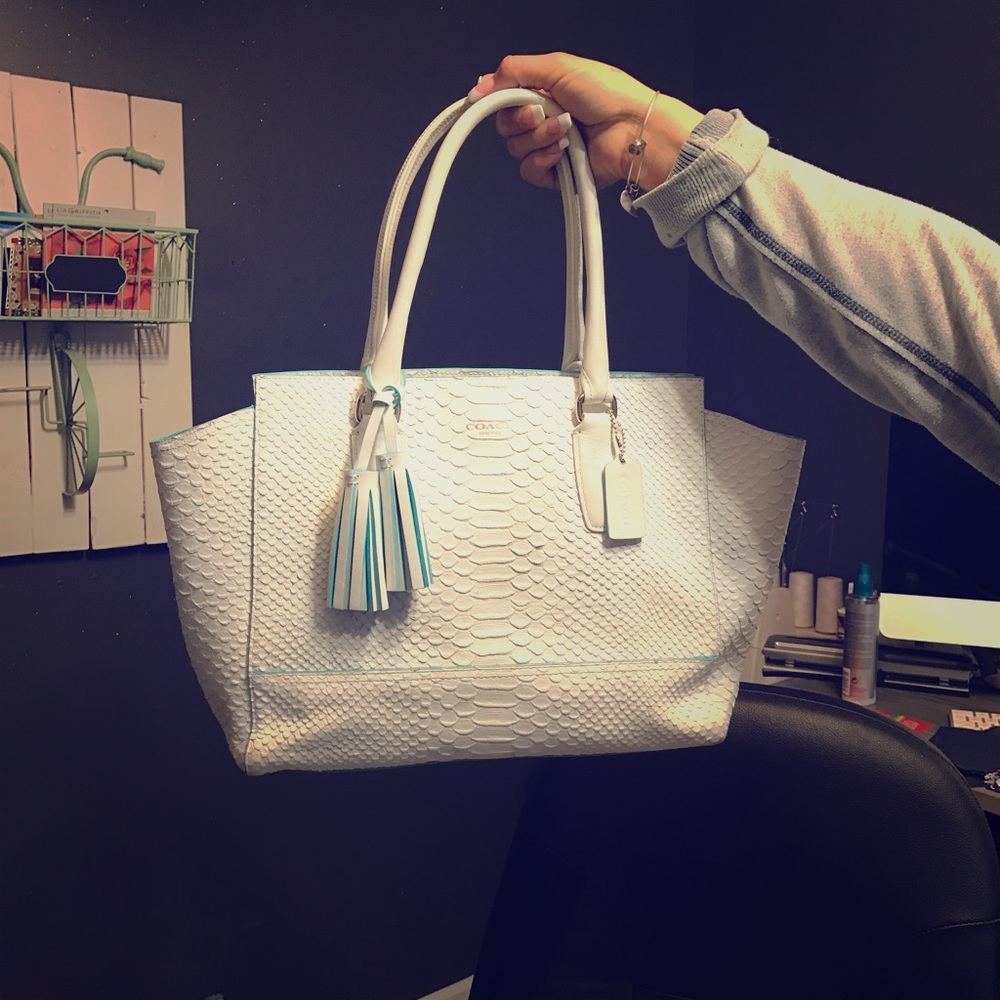 Authentic Coach Tote & Wallet