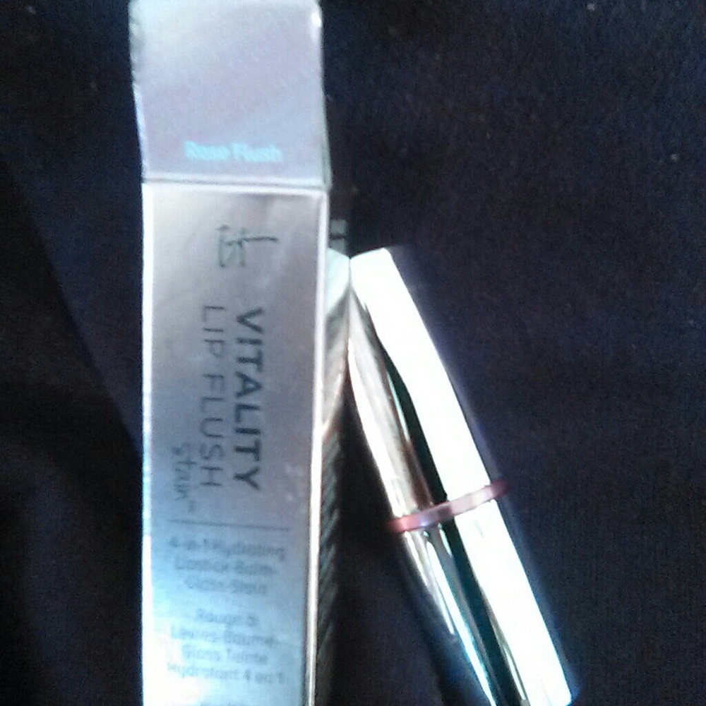 It vitality lip blush