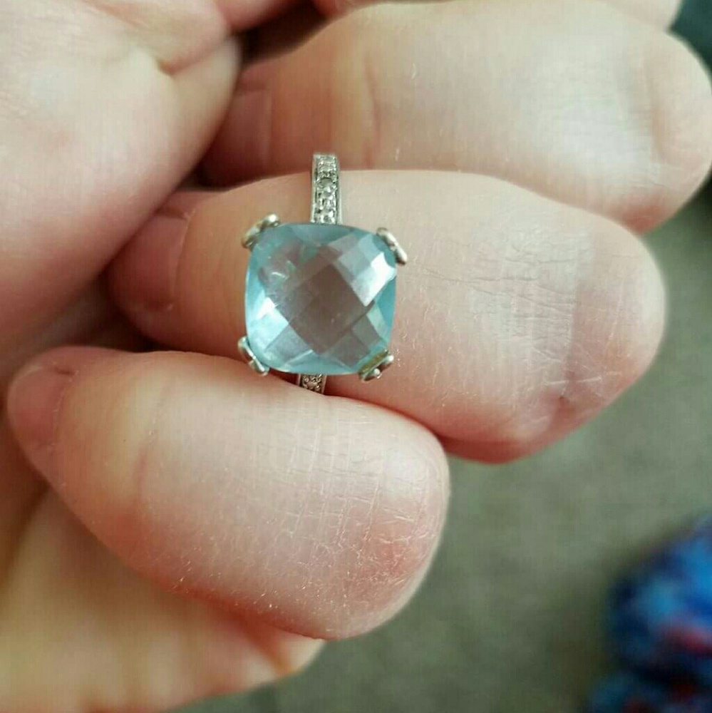 Sz 7 Blue Topaz Ring