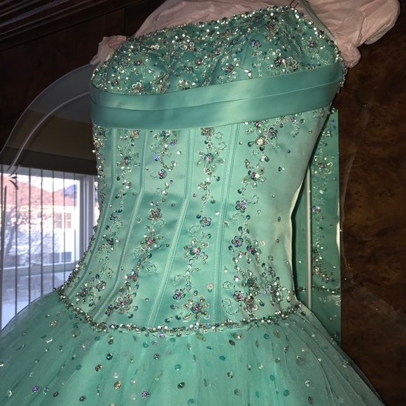 Mori Lee sweet 16 ball gown - Picture 3 of 8