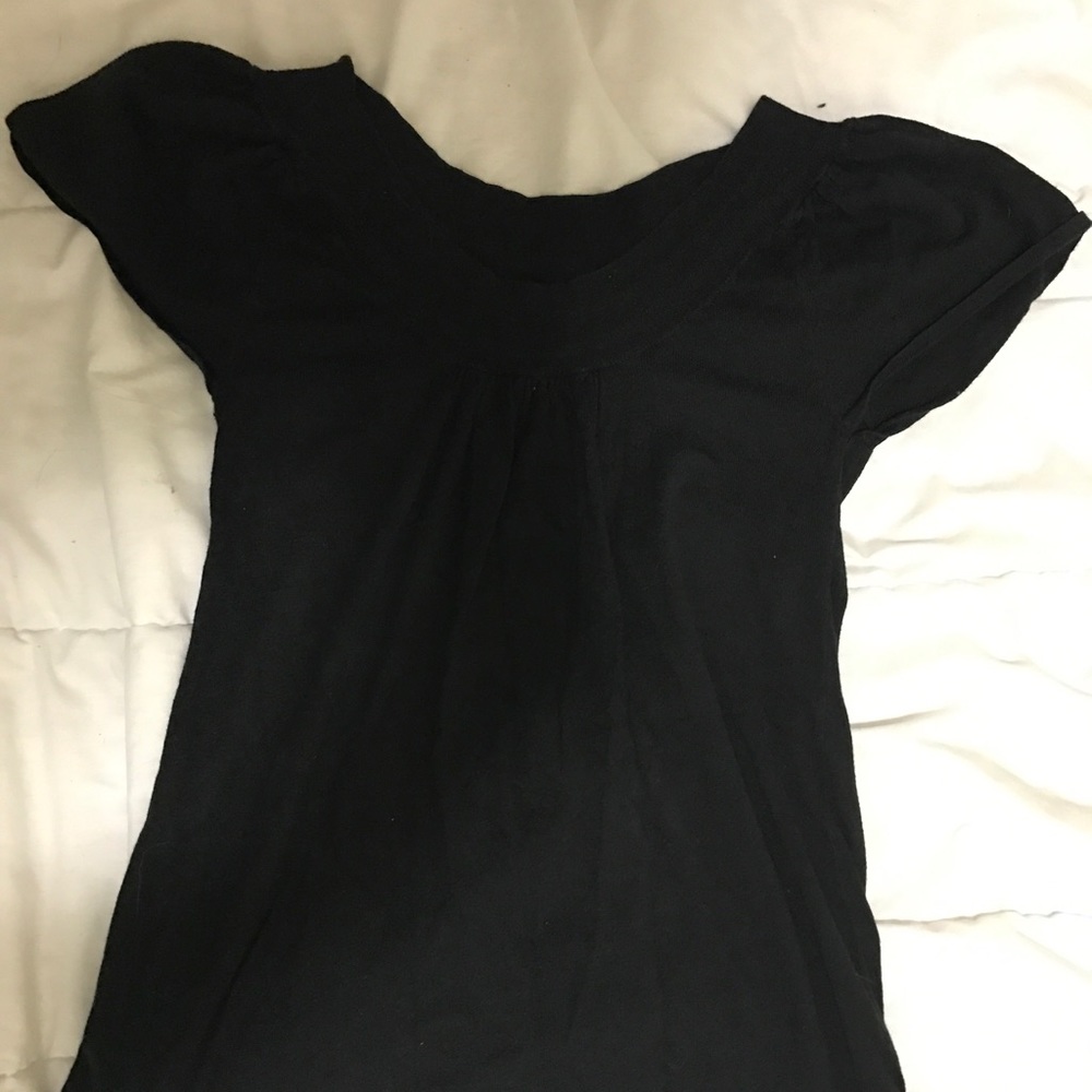Great basic black shirt