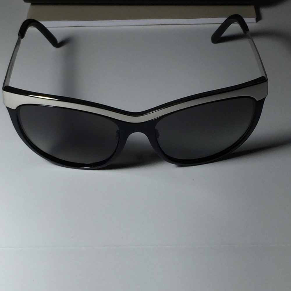 BURBERRY CAT EYE 3076Q BLACK SILVER METAL FRAME