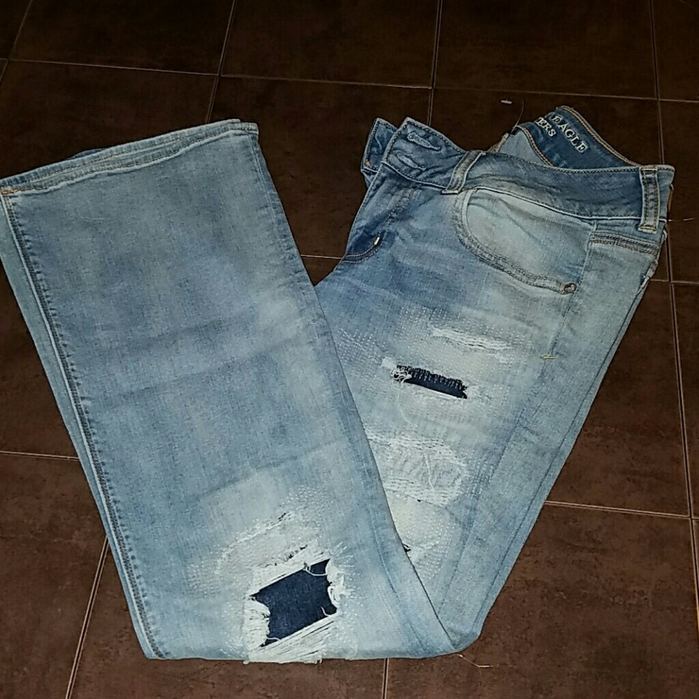 American Eagle Artist Flare jeans size 4 short