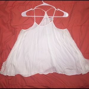 inTu tank top Size: L