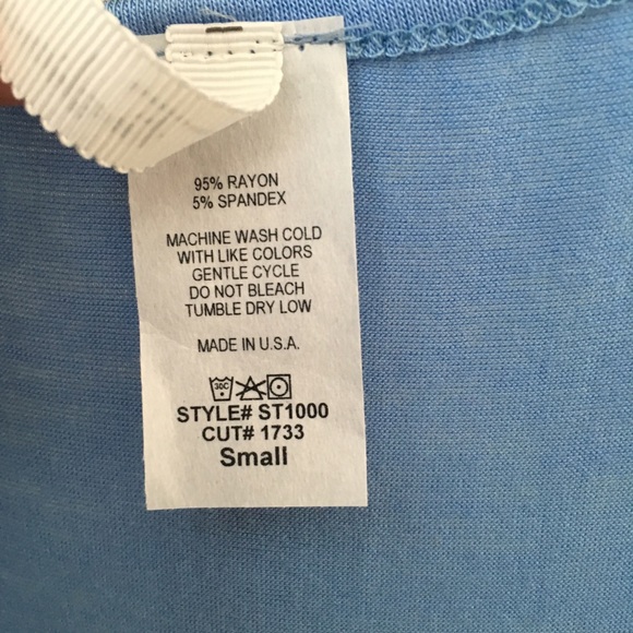 ‼️SALE onlyMED left!🎀Cold Shoulder Hi-Lo Tunic🌟 - Picture 2 of 5