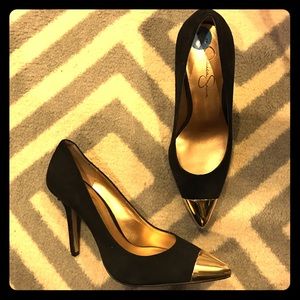 BRAND NEW!! Jessica Simpson gold toe heels