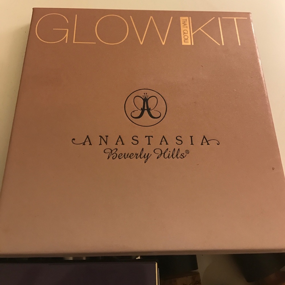 ABH Glow Kit- That Glow