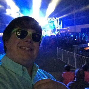 Meet your Posher, Perry