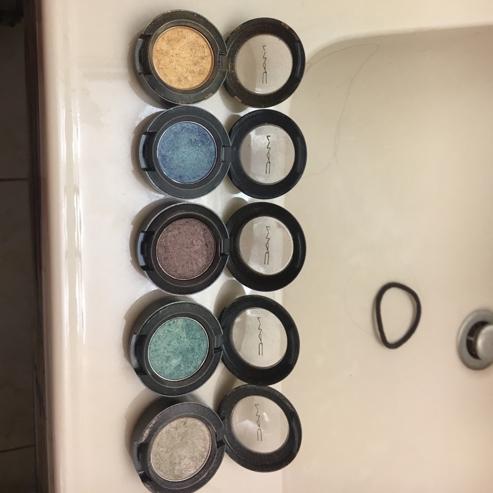 Bundle of MAC eyeshadows