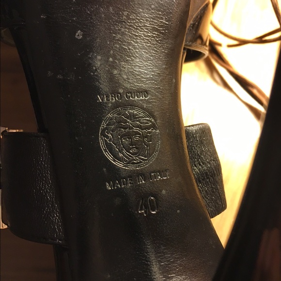 Versace stud sandal - Picture 4 of 6