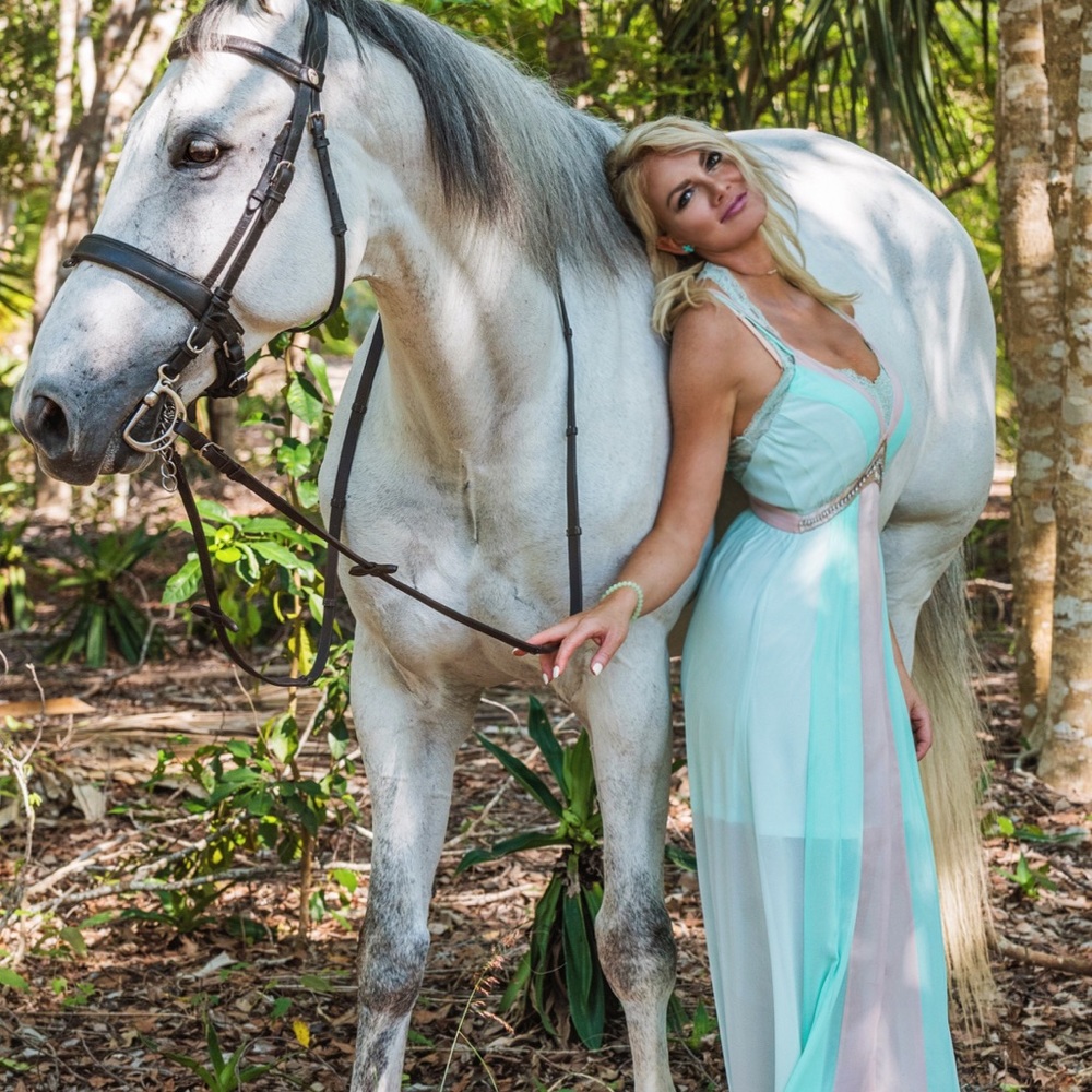 Meet your Posher, Petra