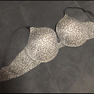 Maidenform Size 38D bra push up!