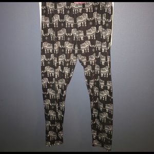Size L elephant leggings