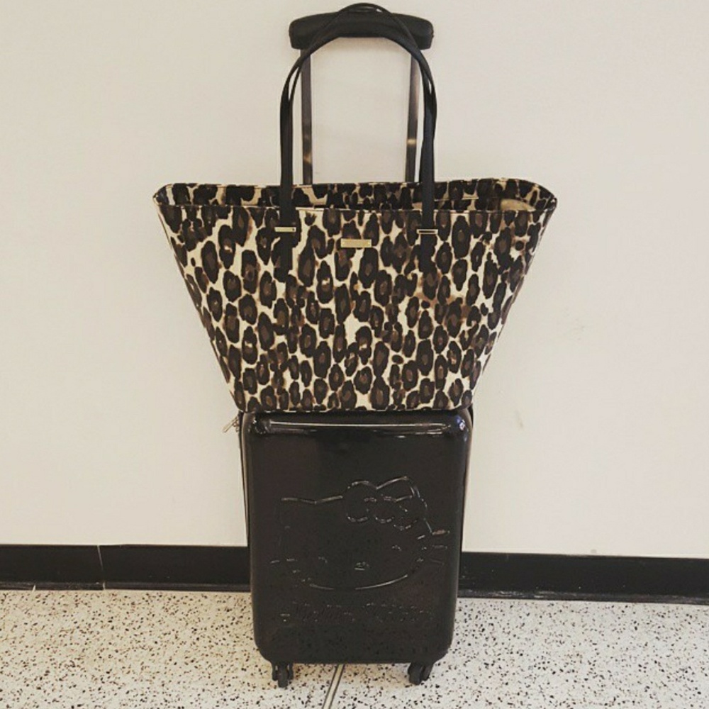 Kate Spade leopard gorgeous purse!!