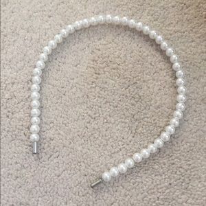 Pearl headband