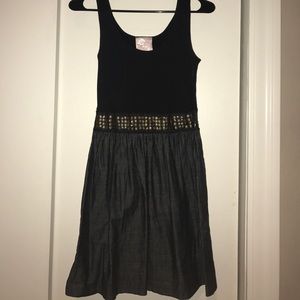 Black casual dress!