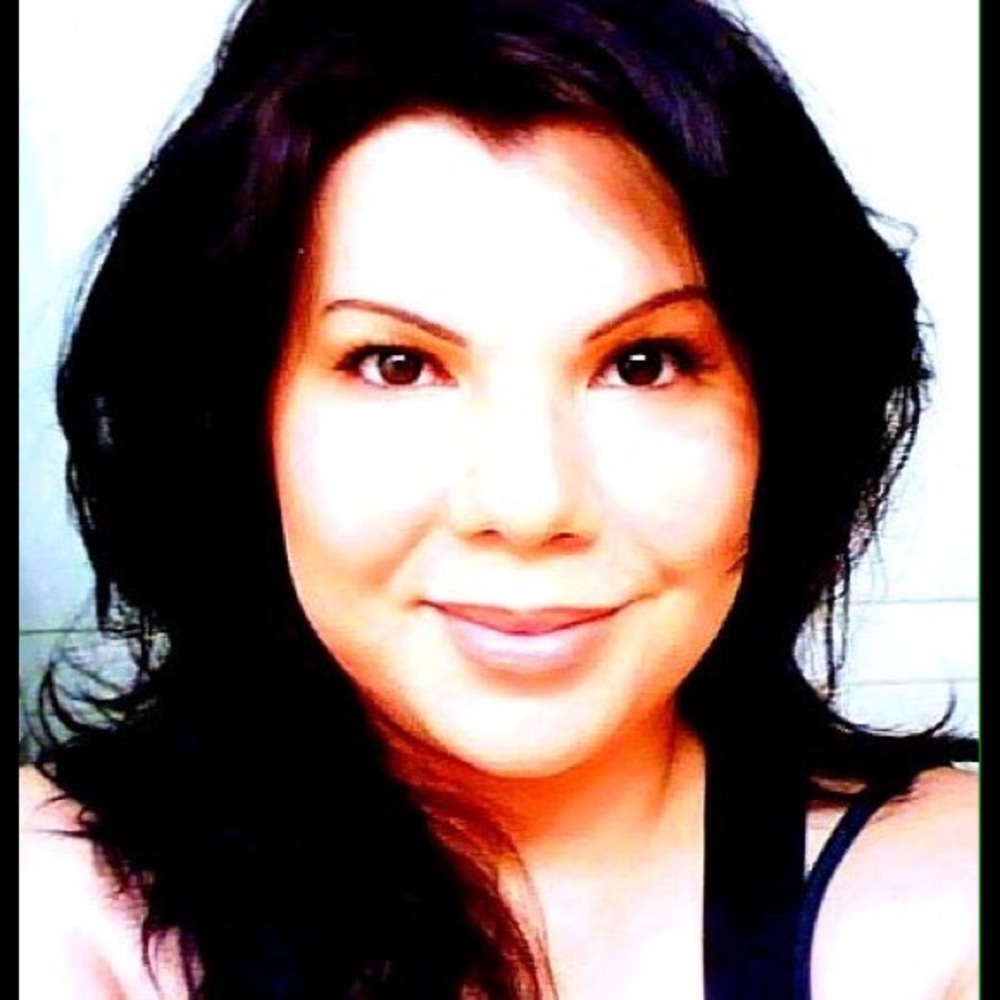 Meet your Posher, Ellie