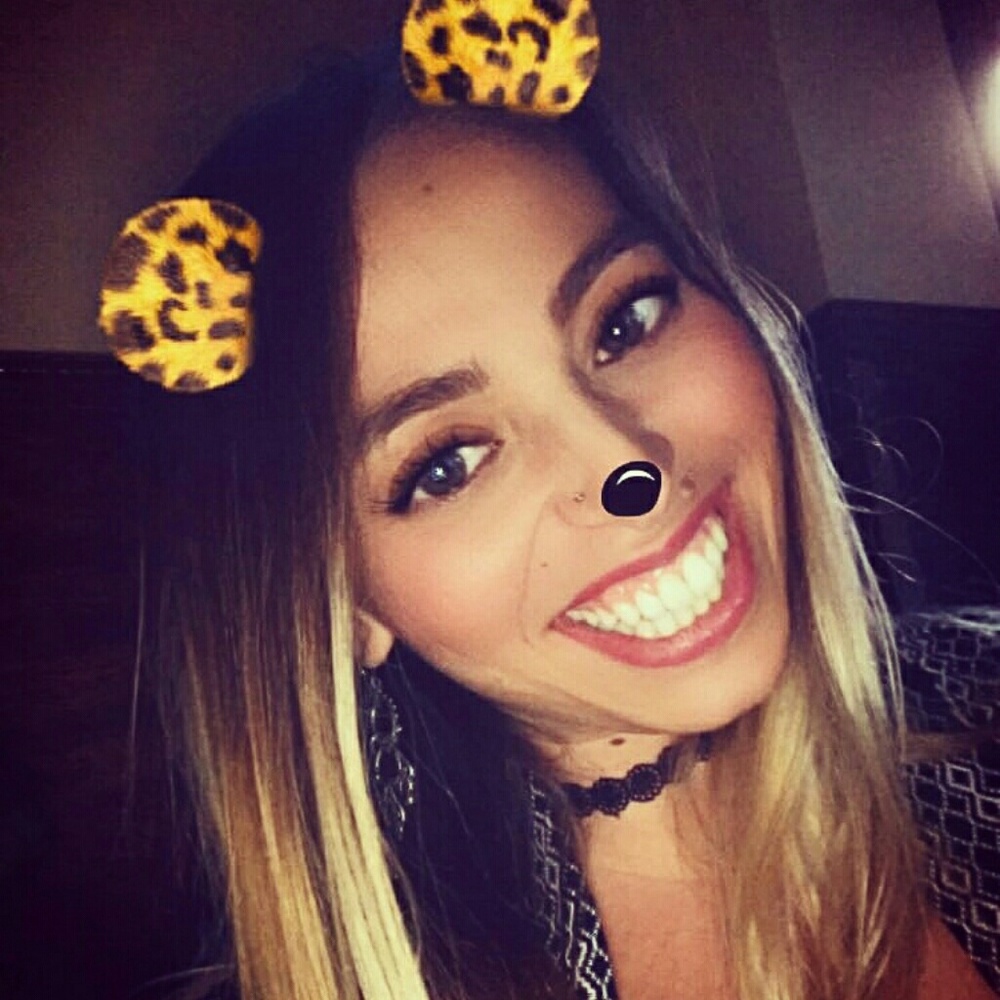 Meet your Posher, Christina
