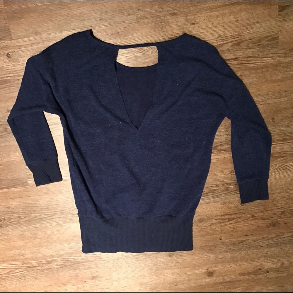 Open Back Sweater - Picture 2 of 2